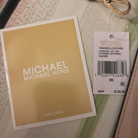 Michael Kors Leather Wristlet/Wallet - Picture 6 of 6